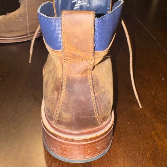 Cole Hahn Men's Brown Leather and Suede Chukka Boots - Picture 6 of 14